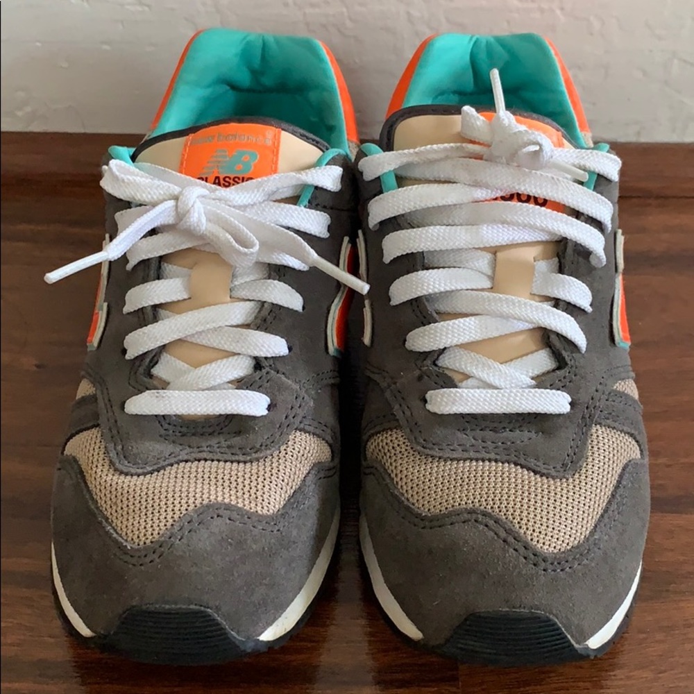 New Balance Sneaker
